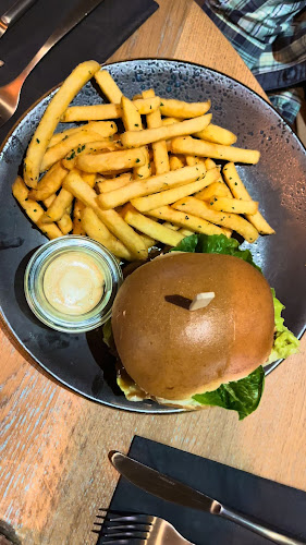 Opinii despre Ahoi Steffen Henssler Oldenburg în Oldenburg - Gastronomie und Hotellerie