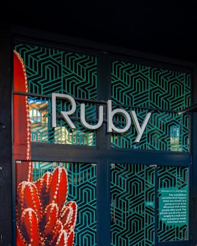 NOBBY BAR - Gastronomie und Hotellerie