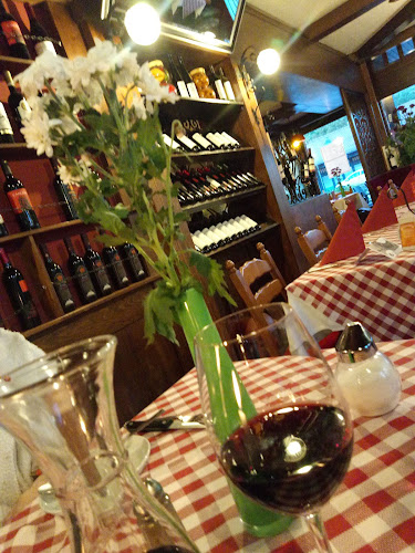 Comentarii opinii despre La Serra