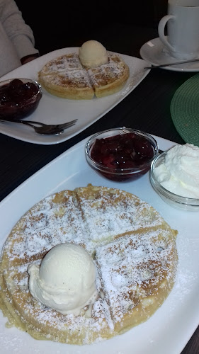Opinii despre Cafe & Bistro am Brunnen în Fröndenberg/Ruhr - Gastronomie und Hotellerie
