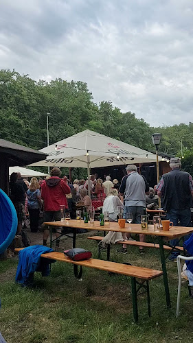 Opinii despre Clubhaus 06 în Hannover - Gastronomie und Hotellerie