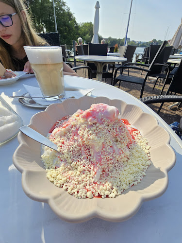 Opinii despre Eis-Café Bruhn în Ratzeburg - Gastronomie und Hotellerie