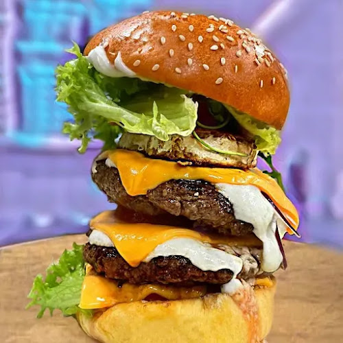 Opinii despre Oliver's Burger în Overath - Gastronomie und Hotellerie