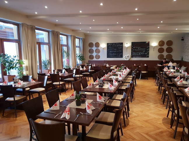 Holzofenpizzeria Ristorante Zur Post - Gastronomie und Hotellerie