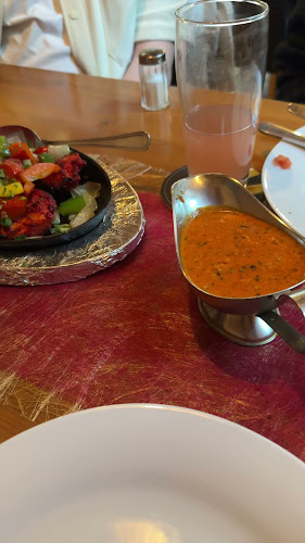 Opinii despre Indish Restaurant & Café Cocktail Bar în Paderborn - Gastronomie und Hotellerie