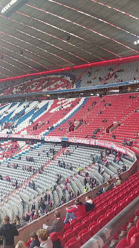 Opinii despre Cafe Gisela în München - Gastronomie und Hotellerie