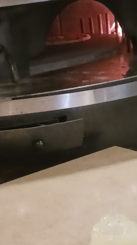 La Ruota -Restaurant - Holzofenpizzeria
