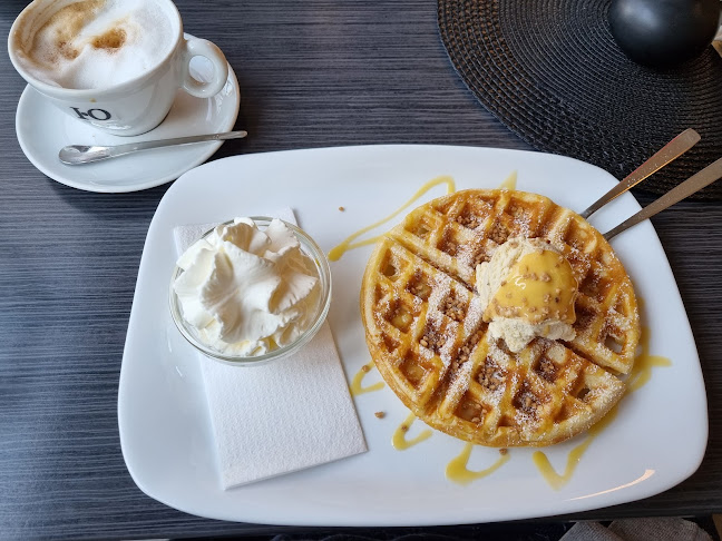 Cafe & Bistro am Brunnen