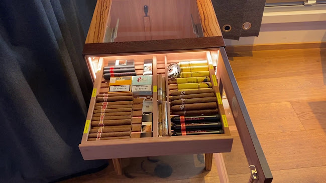 Stadthotel Waldhorn | Restaurant Holz & Feuer