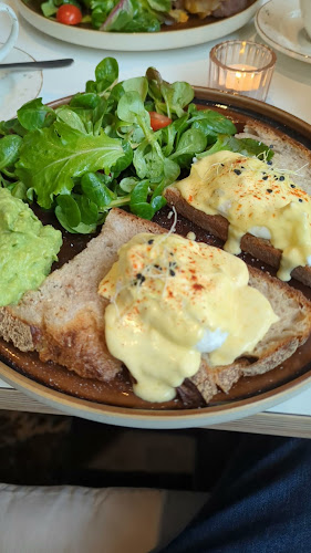 Opinii despre SUNDAYS în Nürnberg - Gastronomie und Hotellerie