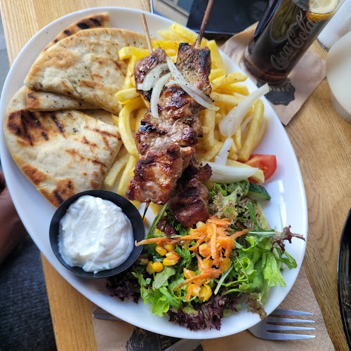 Opinii despre Barco Lounge Bar în Düsseldorf - Gastronomie und Hotellerie