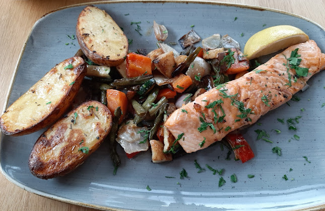 U-Bahnhof, Bayerischer Pl. 0, 10779 Berlin