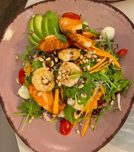 Opinii despre Cappuccino Grand Café by petrocelli în Berlin - Gastronomie und Hotellerie