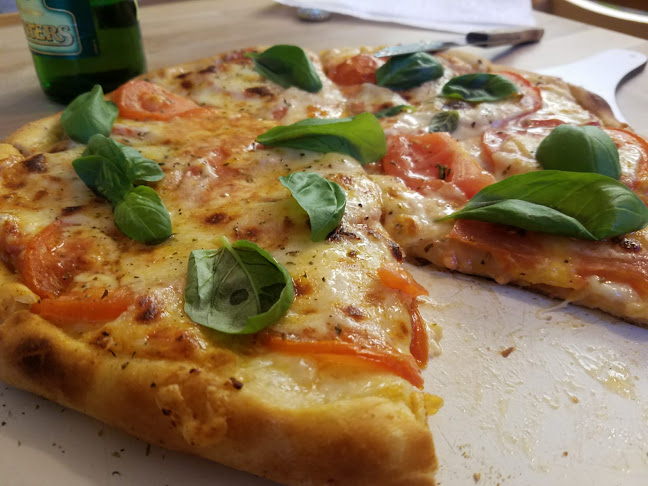 Pizza Inn - Gastronomie und Hotellerie