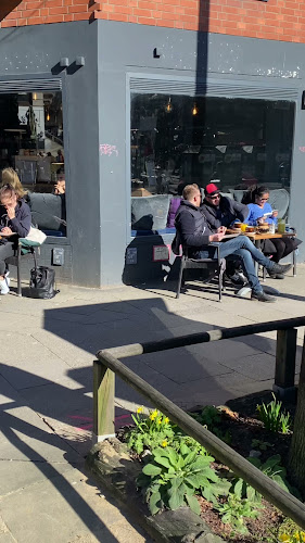 Opinii despre Café Eims | Frühstück in Eimsbüttel în Hamburg - Gastronomie und Hotellerie