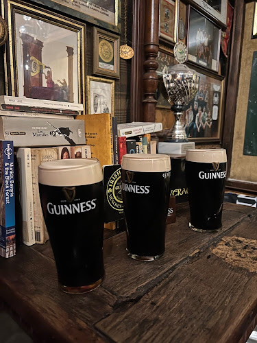 Irish Folk Pub aka "The Old Irish" - Gastronomie und Hotellerie