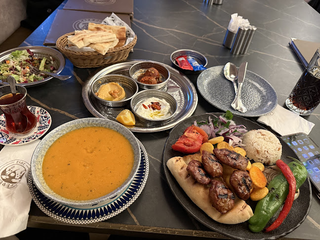 Café Peri - Gastronomie und Hotellerie