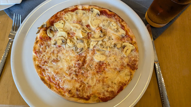 Opinii despre Pizzeria La Locanda da Arturo în Ebermannstadt - Gastronomie und Hotellerie