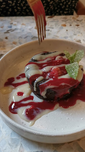 Opinii despre Yollie - Popice Café & Concept Store în Karlsruhe - Gastronomie und Hotellerie