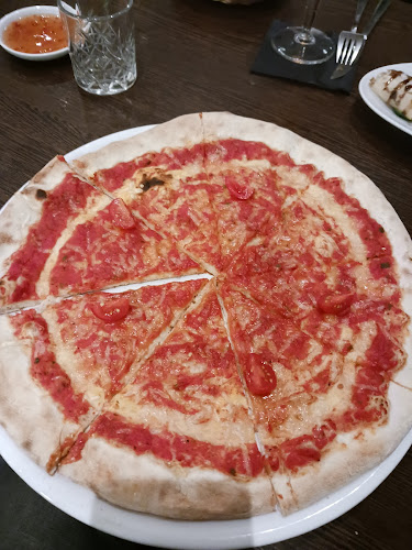 Comentarii opinii despre Bella Saki