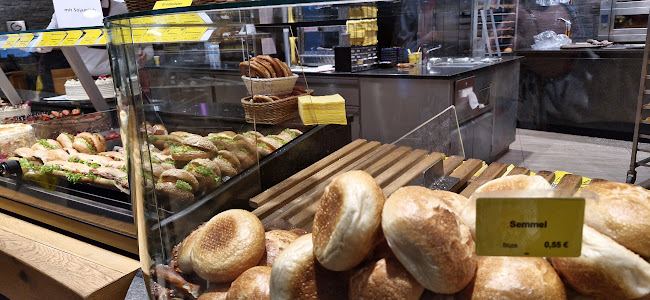 Opinii despre Landbäckerei Kerscher GmbH - Café Passau în Passau - Gastronomie und Hotellerie