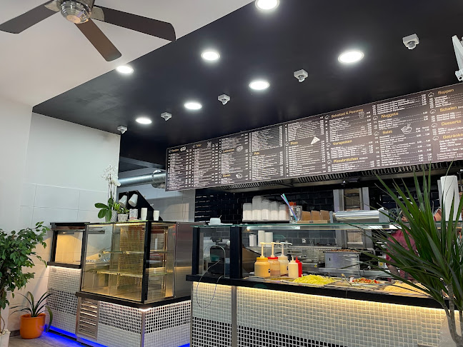 Opinii despre Lezzet Dünyası în Kamen - Gastronomie und Hotellerie