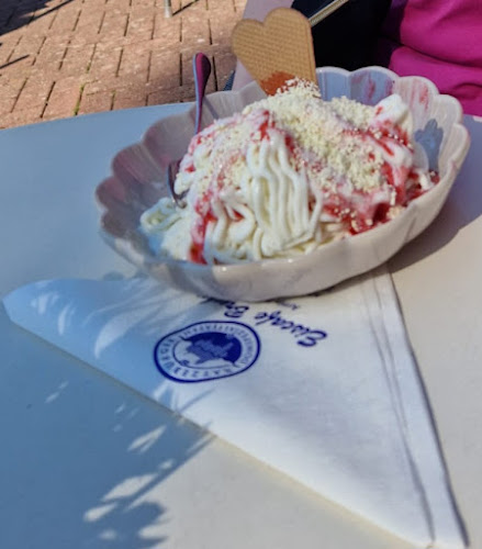 Eis-Café Bruhn - Gastronomie und Hotellerie