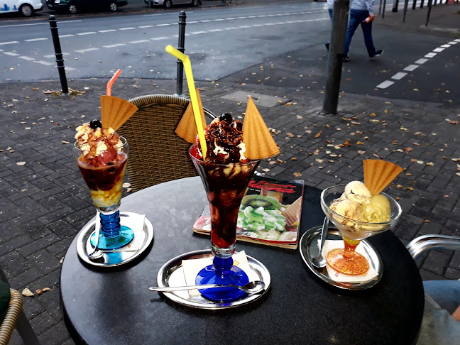 Simarpl. 18, 50825 Köln