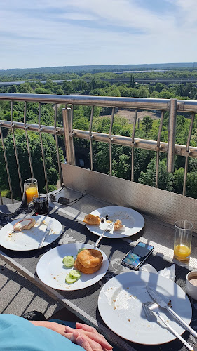 Opinii despre Akkurt Saal & Café Panorama în Duisburg - Gastronomie und Hotellerie