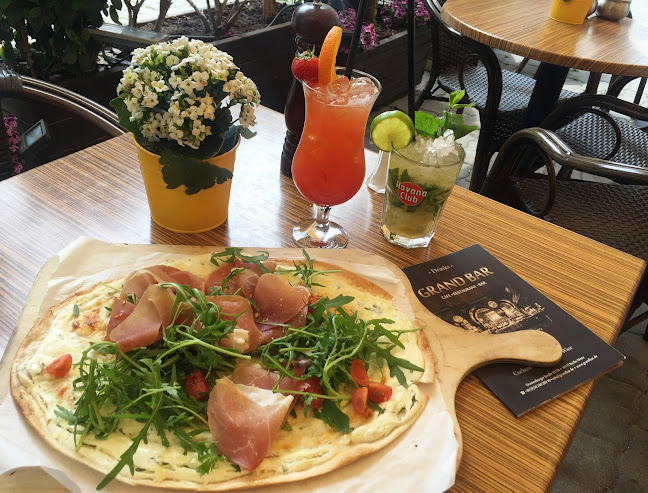 Grand Bar Cafe Restaurant Bar - Gastronomie und Hotellerie