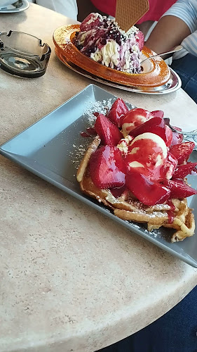 Eiscafé Primavera - Gastronomie und Hotellerie