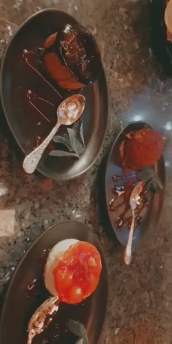 Opinii despre CAFE CLUB APOLLON în München - Gastronomie und Hotellerie