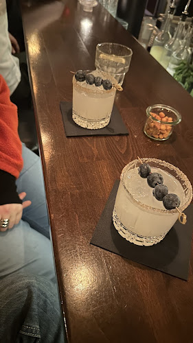 Opinii despre Liebling - Café & Bar în Berlin - Gastronomie und Hotellerie