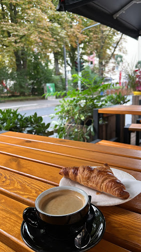 Opinii despre Café Oeders în Frankfurt am Main - Gastronomie und Hotellerie
