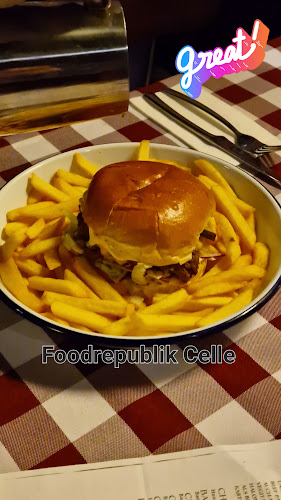 Opinii despre Food Republik Restaurant în Celle - Gastronomie und Hotellerie