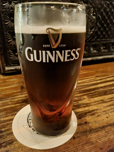 Comentarii opinii despre Irish Folk Pub aka "The Old Irish"