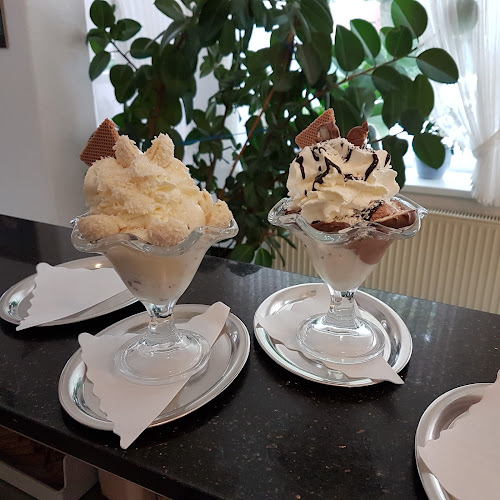 Comentarii opinii despre Eiscafé bei Uschi