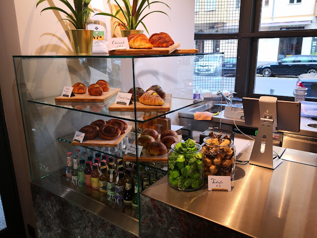 Comentarii opinii despre Portier Coffee