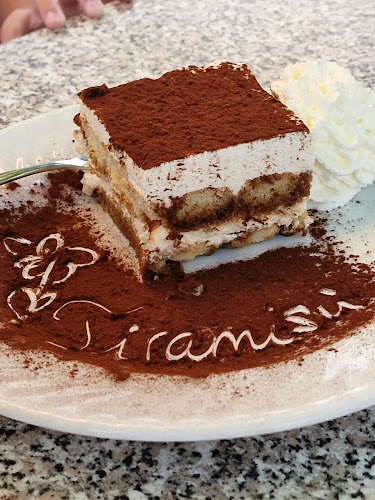 Opinii despre Ristorante Pizzeria Amselhof în Bad Krozingen - Gastronomie und Hotellerie