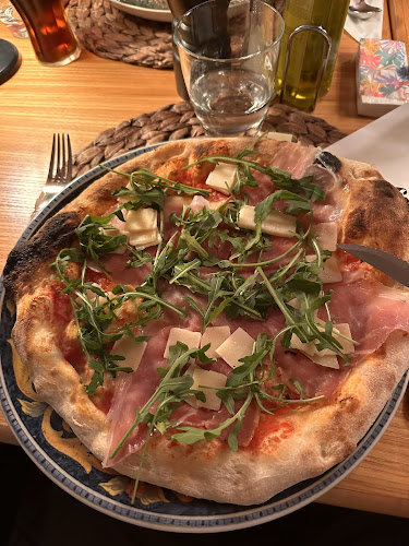 Opinii despre Rinascente în Stuttgart - Gastronomie und Hotellerie