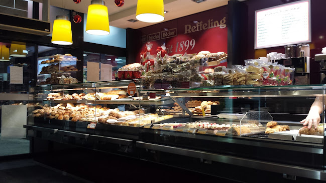 Der frische Bäcker Reffeling - "Café van Wees"