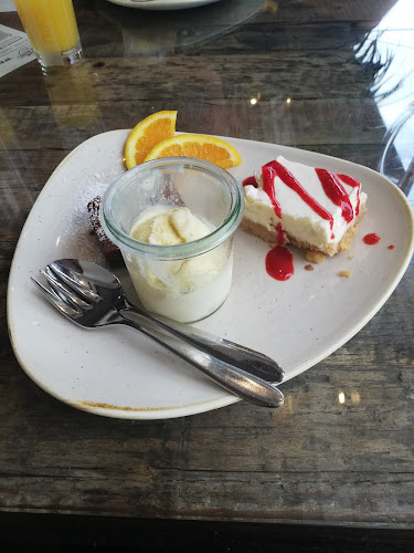 Comentarii opinii despre Beach House