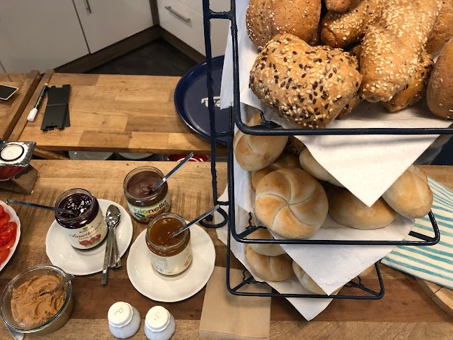 Opinii despre Café Herzstück în Bad Oeynhausen - Gastronomie und Hotellerie