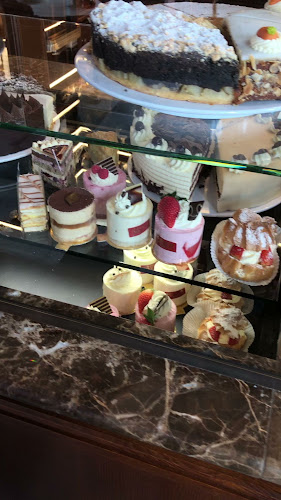 Opinii despre Kaffeehaus Goldene Waage în Frankfurt am Main - Gastronomie und Hotellerie