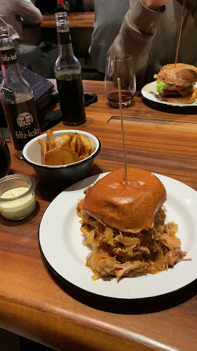 Opinii despre Burgerlich în Hamburg - Gastronomie und Hotellerie