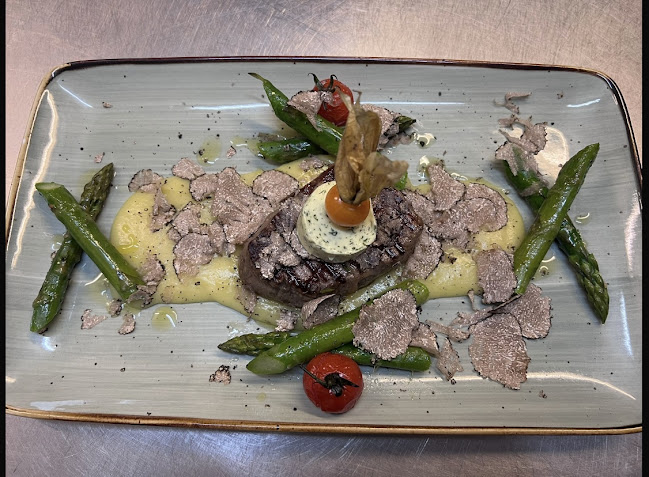 Opinii despre Pizzeria Tre Stelle da Toni în Münzenberg - Gastronomie und Hotellerie