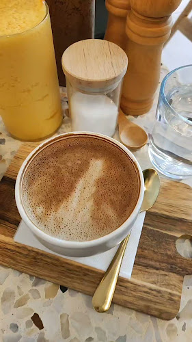 Opinii despre Yollie - Popice Café & Concept Store în Karlsruhe - Gastronomie und Hotellerie