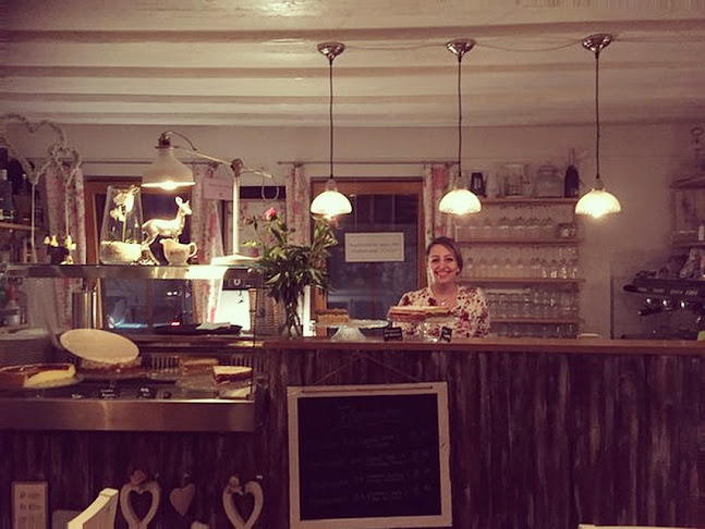 Opinii despre Nada's Cafébar în Filderstadt - Gastronomie und Hotellerie