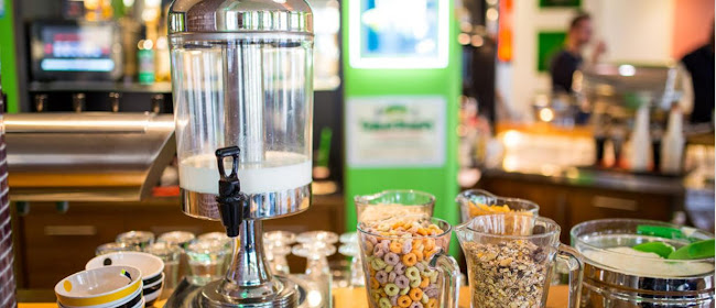 Opinii despre Wohnzimmer Bar Würzburg în Würzburg - Gastronomie und Hotellerie