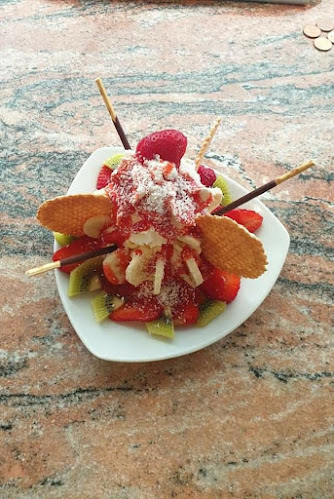 Eiscafè Nigri am Kaufhof - Gastronomie und Hotellerie